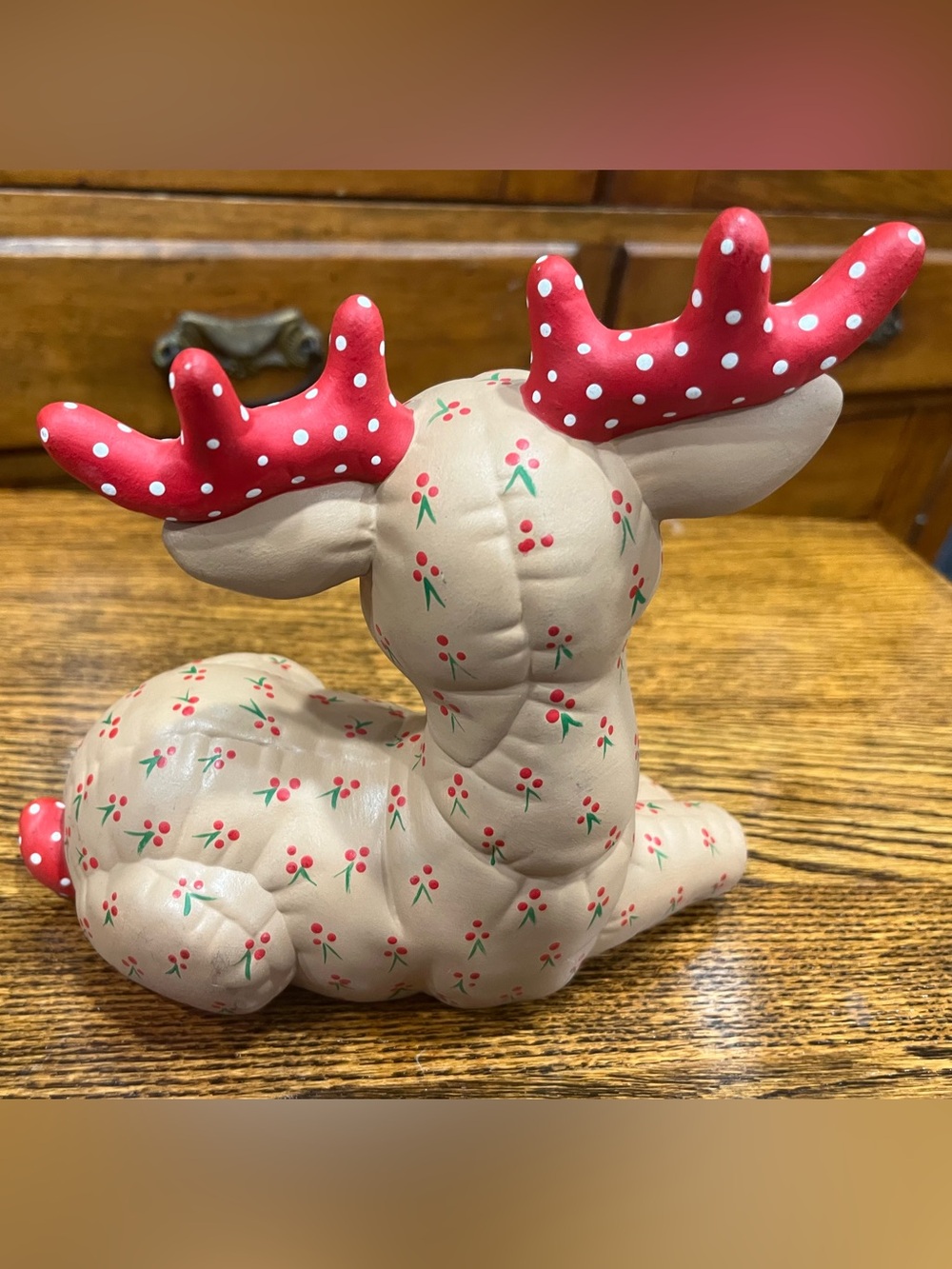 🎄 Vintage Christmas Reindeer Ceramic Figurine Holiday Kitschy Decor Nostalgia - Picture 2 of 4